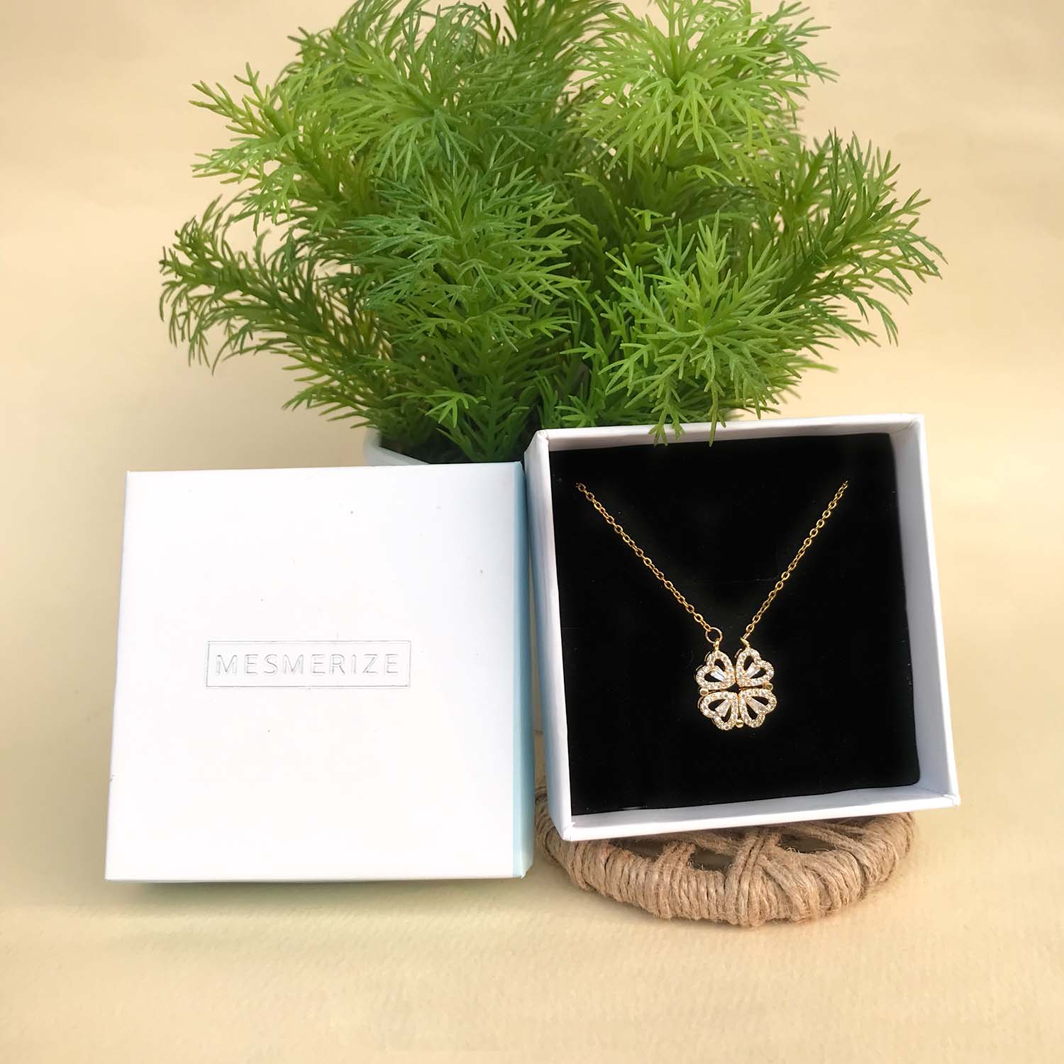 Valentine's Rotating Rose Preserved Rose Jewellery Box With Necklaces - Image 12