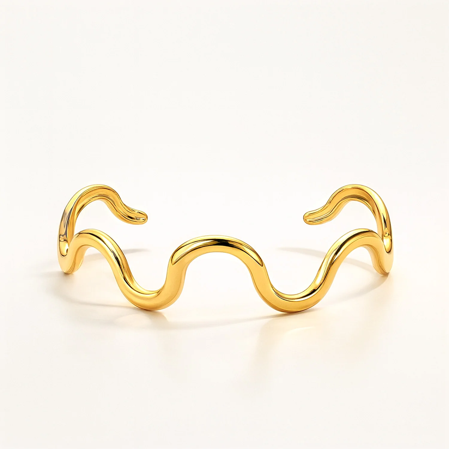 Velora Serpentine 18K Cuff Bracelet - Image 3